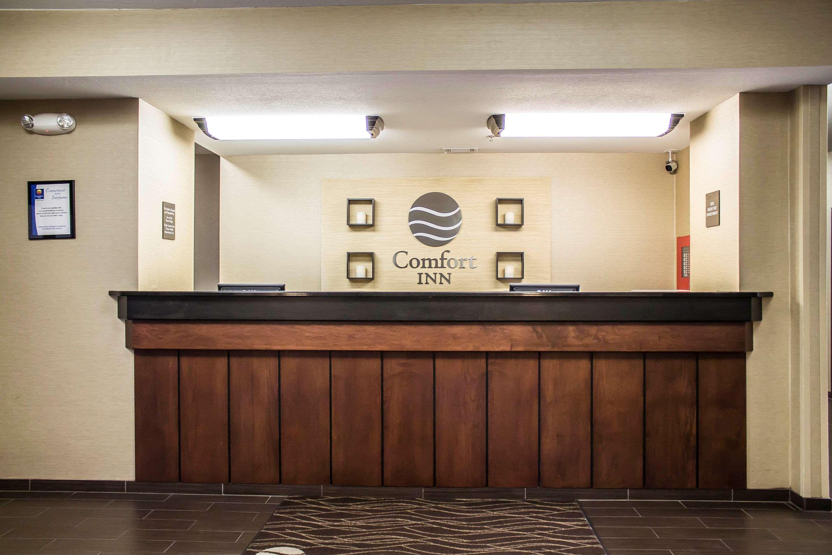 Comfort Inn River'S Edge Huron Exterior photo