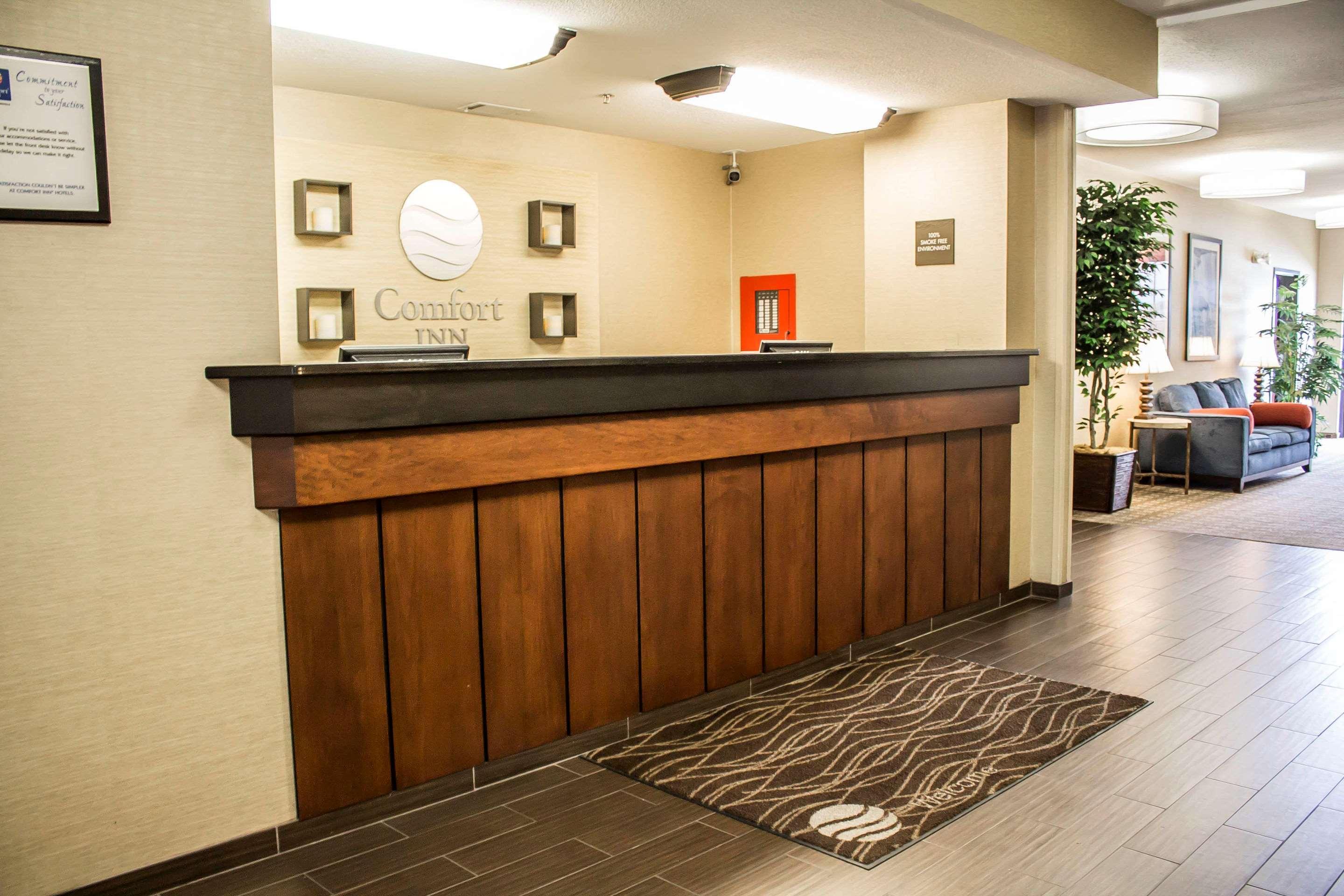 Comfort Inn River'S Edge Huron Exterior photo
