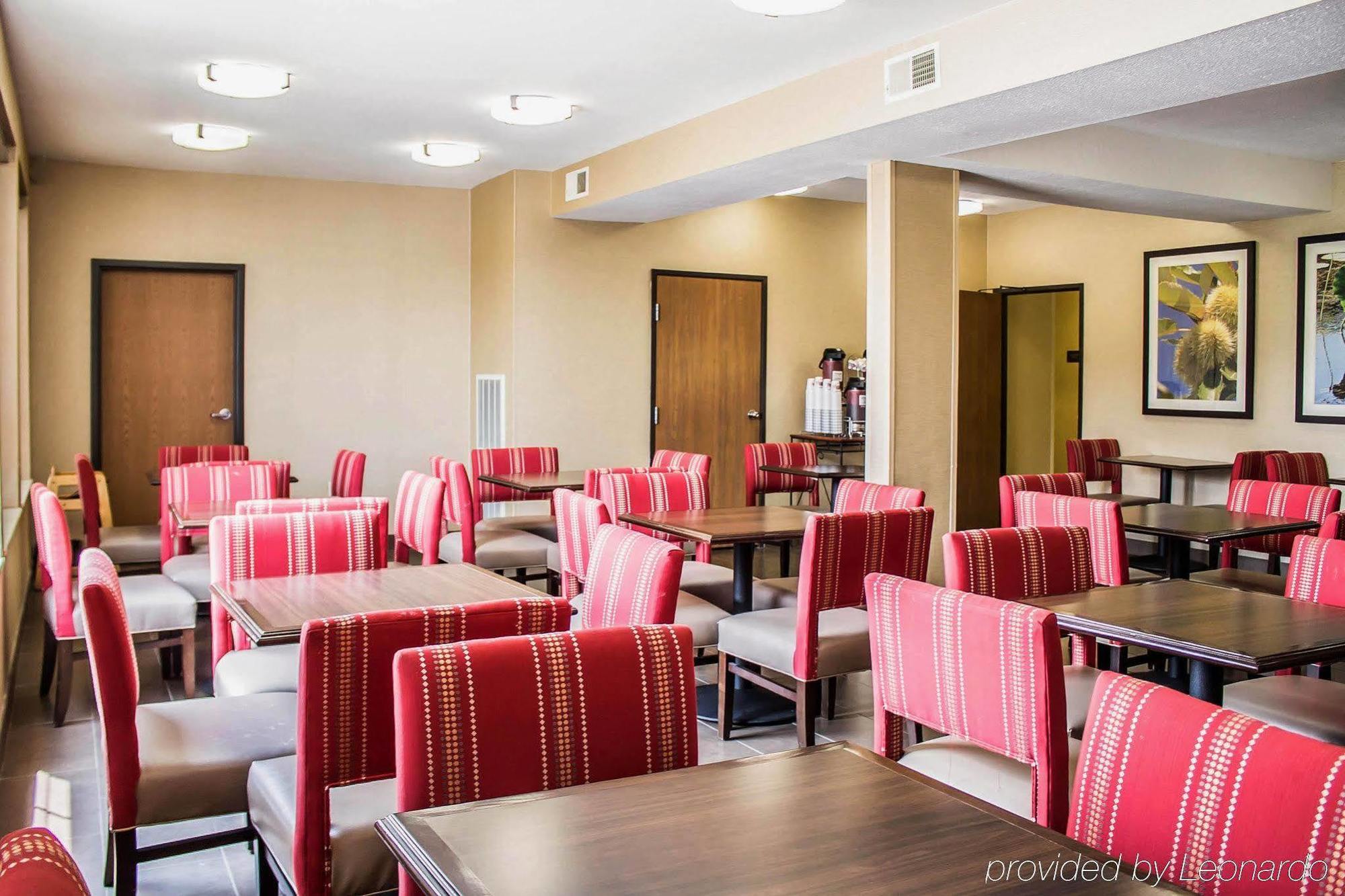 Comfort Inn River'S Edge Huron Exterior photo